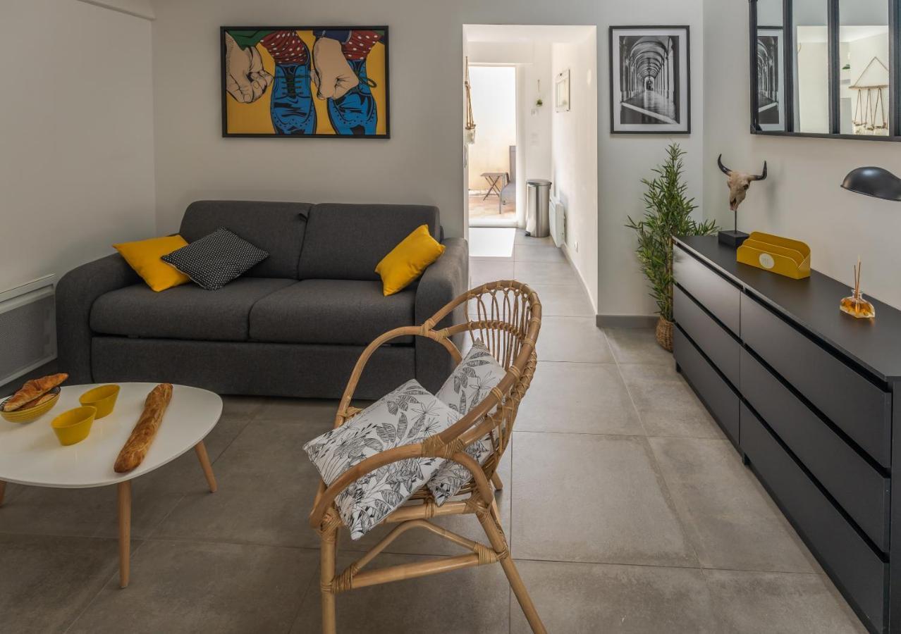 Appartement Terrasse Climatise Calme En Centre-Ville LʼIsle-sur-la-Sorgue Exterior foto