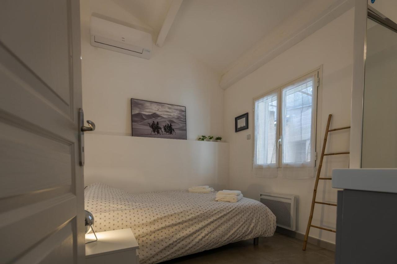 Appartement Terrasse Climatise Calme En Centre-Ville LʼIsle-sur-la-Sorgue Exterior foto